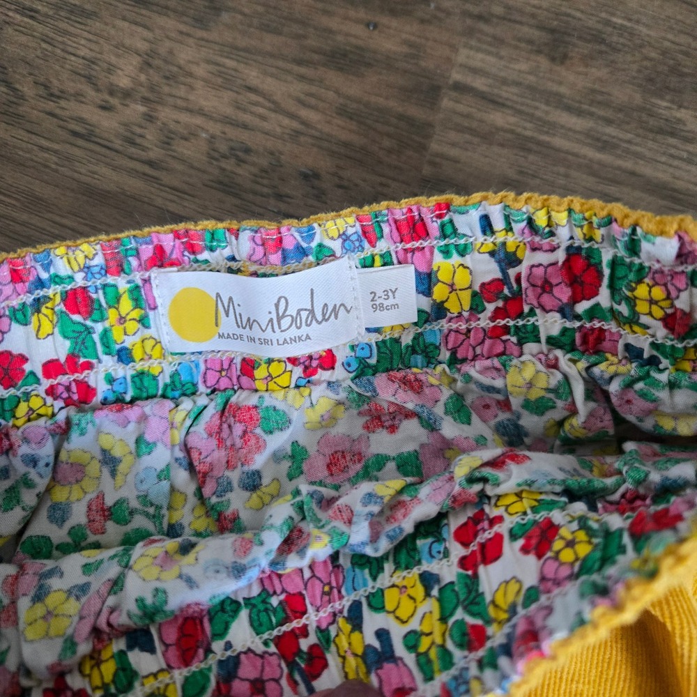 Mini Boden Girls Mustard Yellow Corduroy Skirt Heart Pocket Floral Lining 2-3Y - Picture 4 of 6
